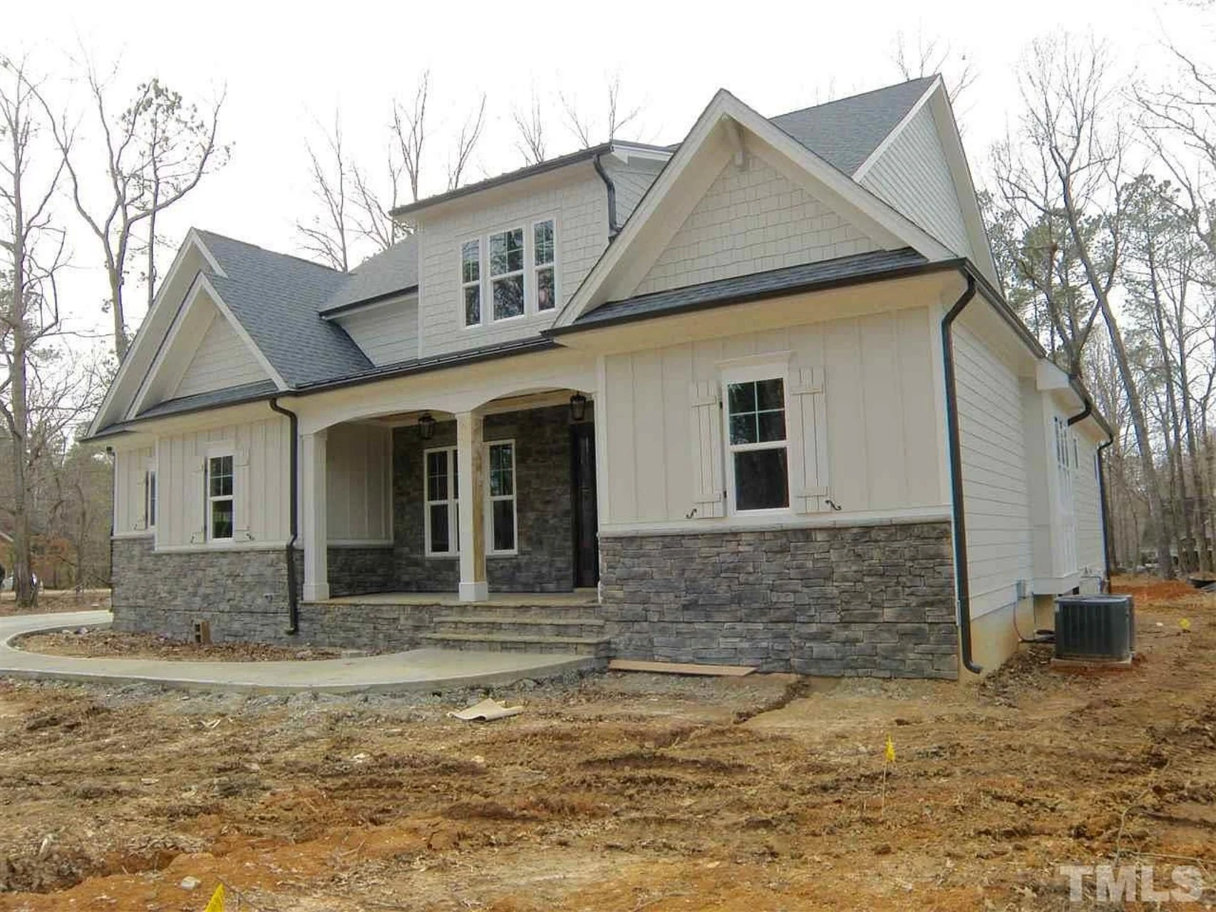 18-1368 HOUSE PLAN - Spacious House Plan with Stunning CAD Floor Plan Designs 2 Spacious house Plan with Stunning CAD Floor Plan Designs