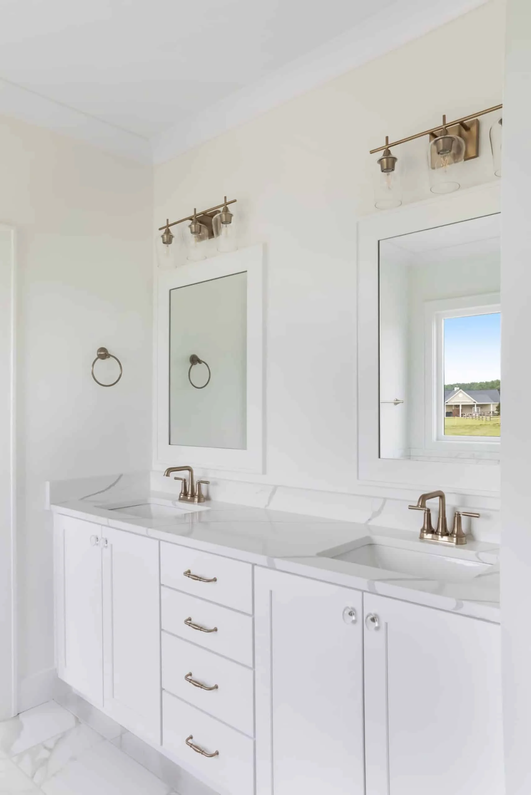 17-1436 HOUSE PLAN - Modern Farmhouse House Plan with Detailed Blueprint Designs 16 Modern Farmhouse house Plan with Detailed Blueprint Designs