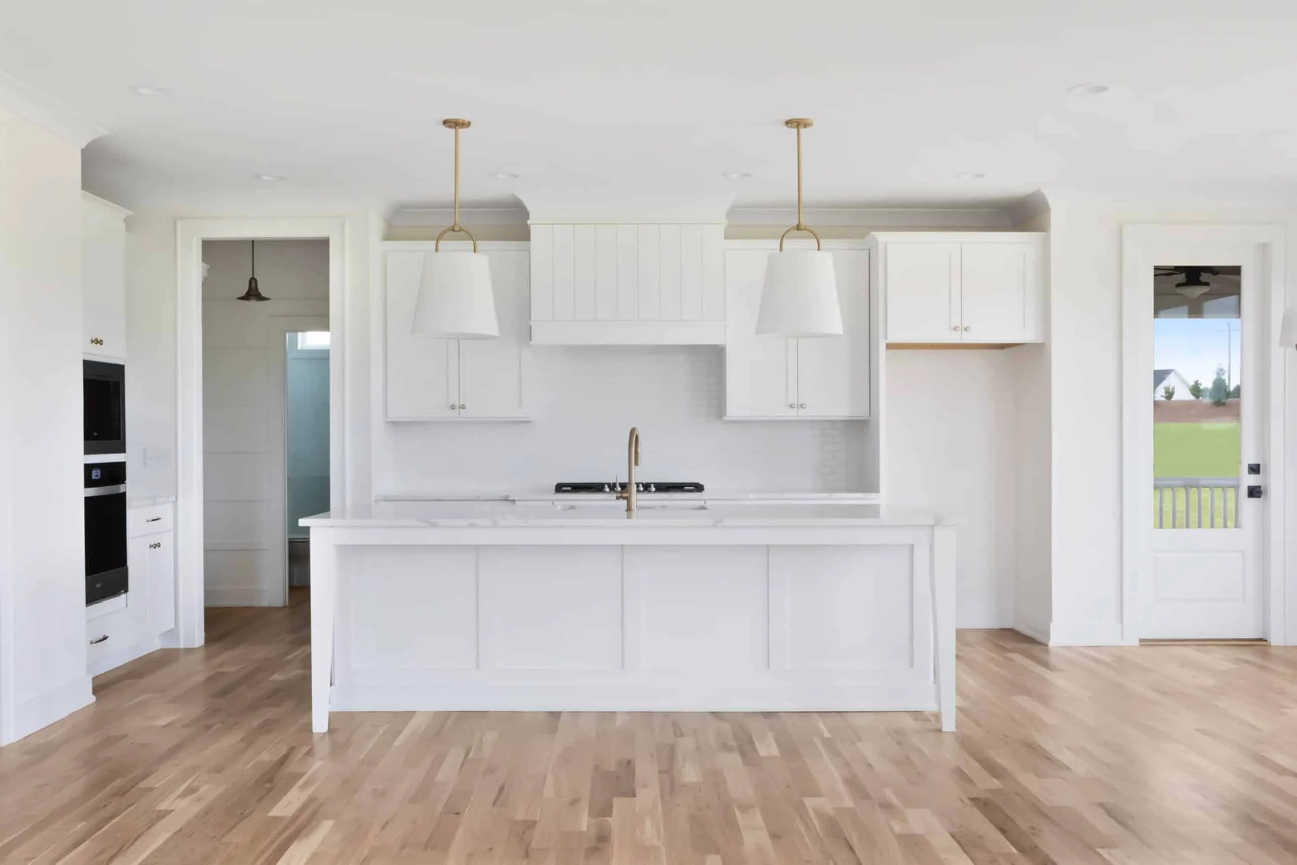 17-1436 HOUSE PLAN - Modern Farmhouse House Plan with Detailed Blueprint Designs 6 Modern Farmhouse house Plan with Detailed Blueprint Designs