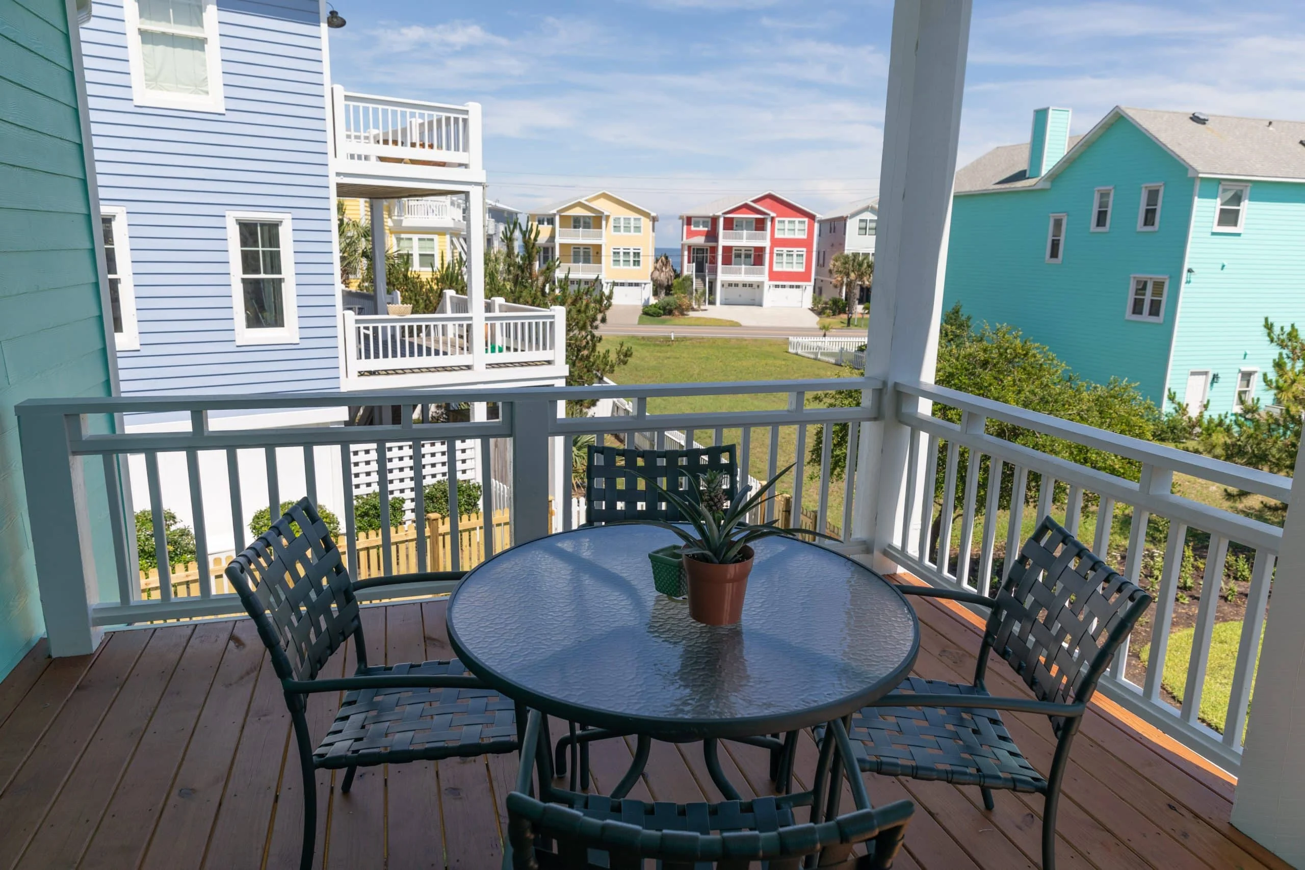 17-1380 HOUSE PLAN - Coastal House Plan with 4 Beds, Open Floor Plan & CAD Designs 4 Coastal house Plan with 4 Beds, Open Floor Plan & CAD Designs