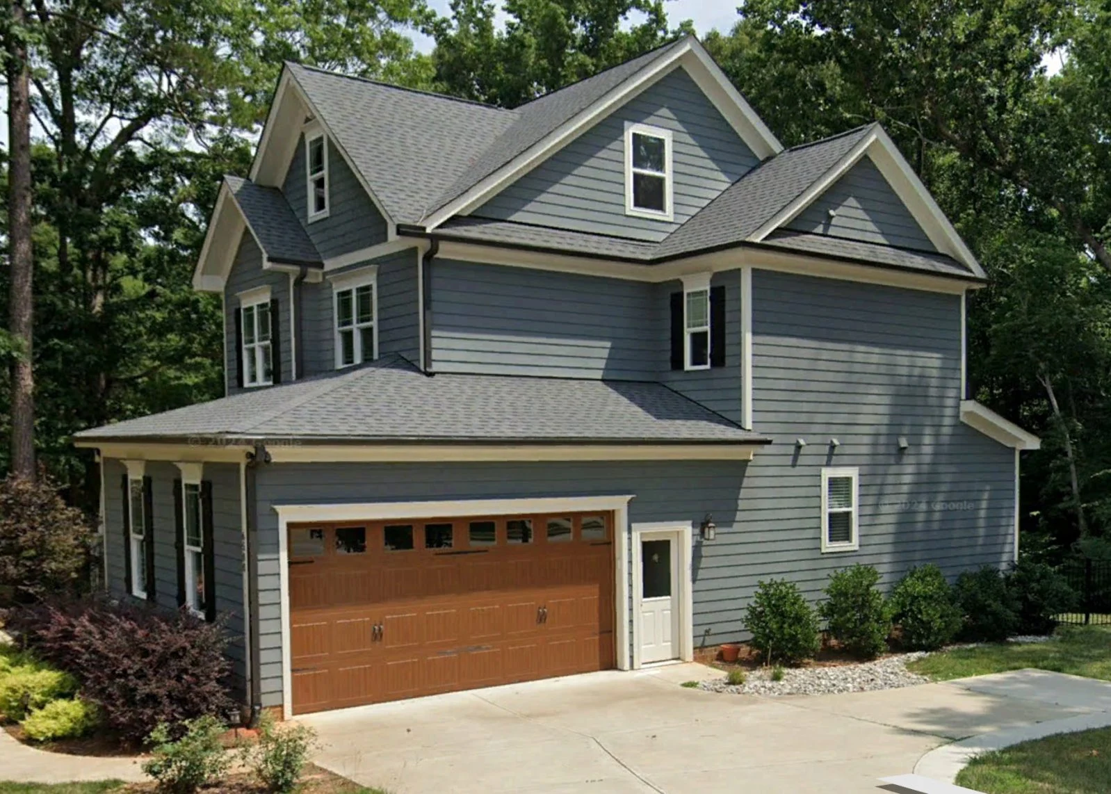 17-1304 HOUSE PLAN - Custom House Floor Plan with 4 Beds, 2.5 Stories & Garage 2 Custom house Floor Plan with 4 Beds, 2.5 Stories & Garage
