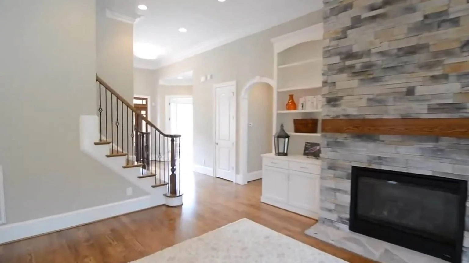 15-1777 HOUSE PLAN - Custom House Floor Plan: 2-Story, 4 Bedroom, CAD Designs 30 Custom house Floor Plan: 2-Story, 4 Bedroom, CAD Designs