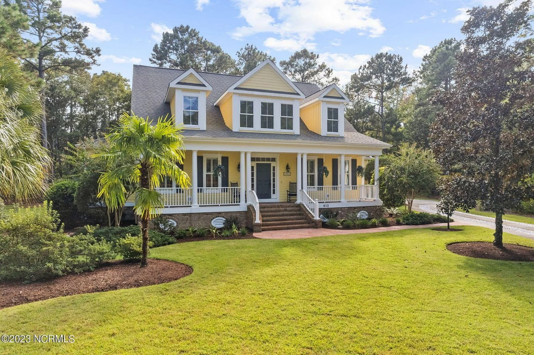8-1225 HOUSE PLAN - Elegant 2-Story House Plan with CAD Designs and Colonial Style 10 Elegant 2-Story house Plan with CAD Designs and Colonial Style