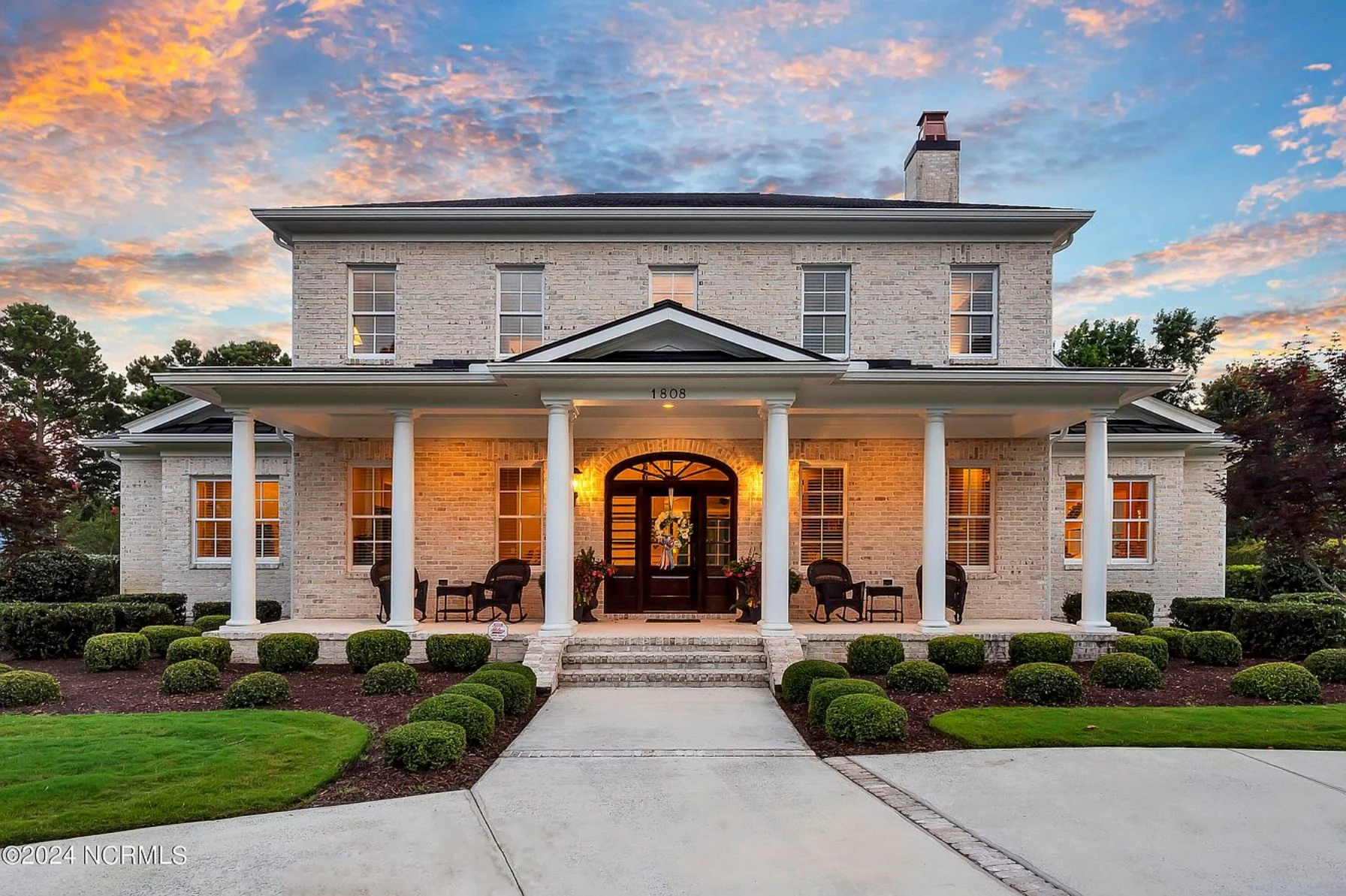 Elegant 5-Bedroom Home Floor Plan with 2 Stories and Garage